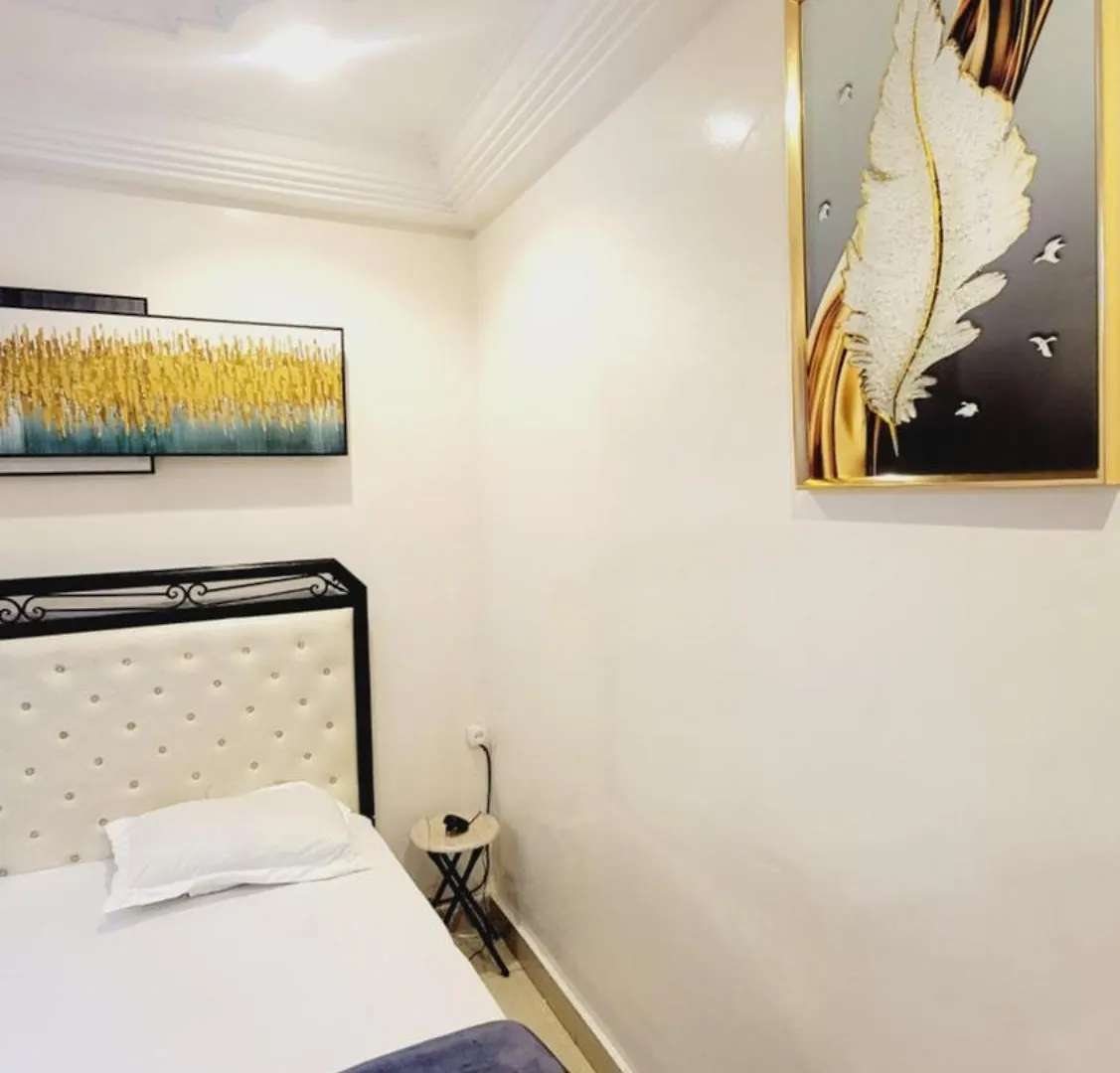 Mini Studio Chic Et Classe Dakar