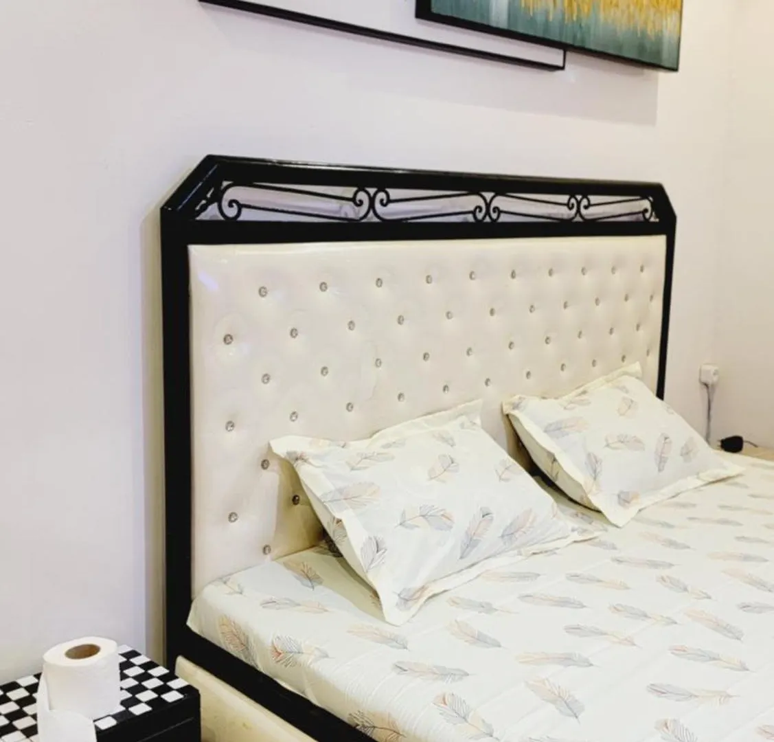 Mini Studio Chic Et Classe Dakar